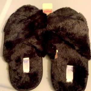 Women’s slippers